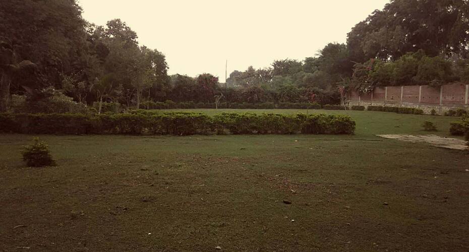 Mohan Raj Villas, Panna 4